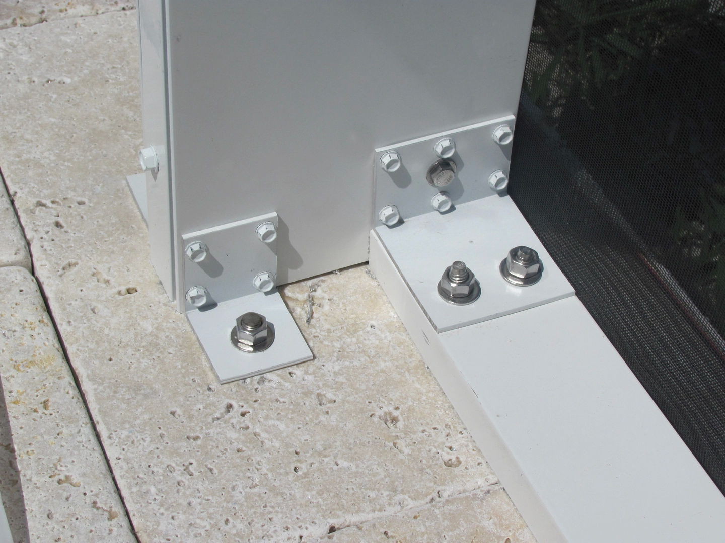 SuperGutter | Gutters, Screen Enclosures, and Fencing in Florida